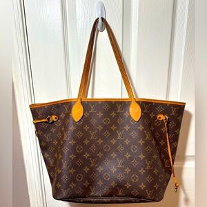 Louis Vuitton Neverfull MM Monogram Rouge Cherry Red Interior 2018